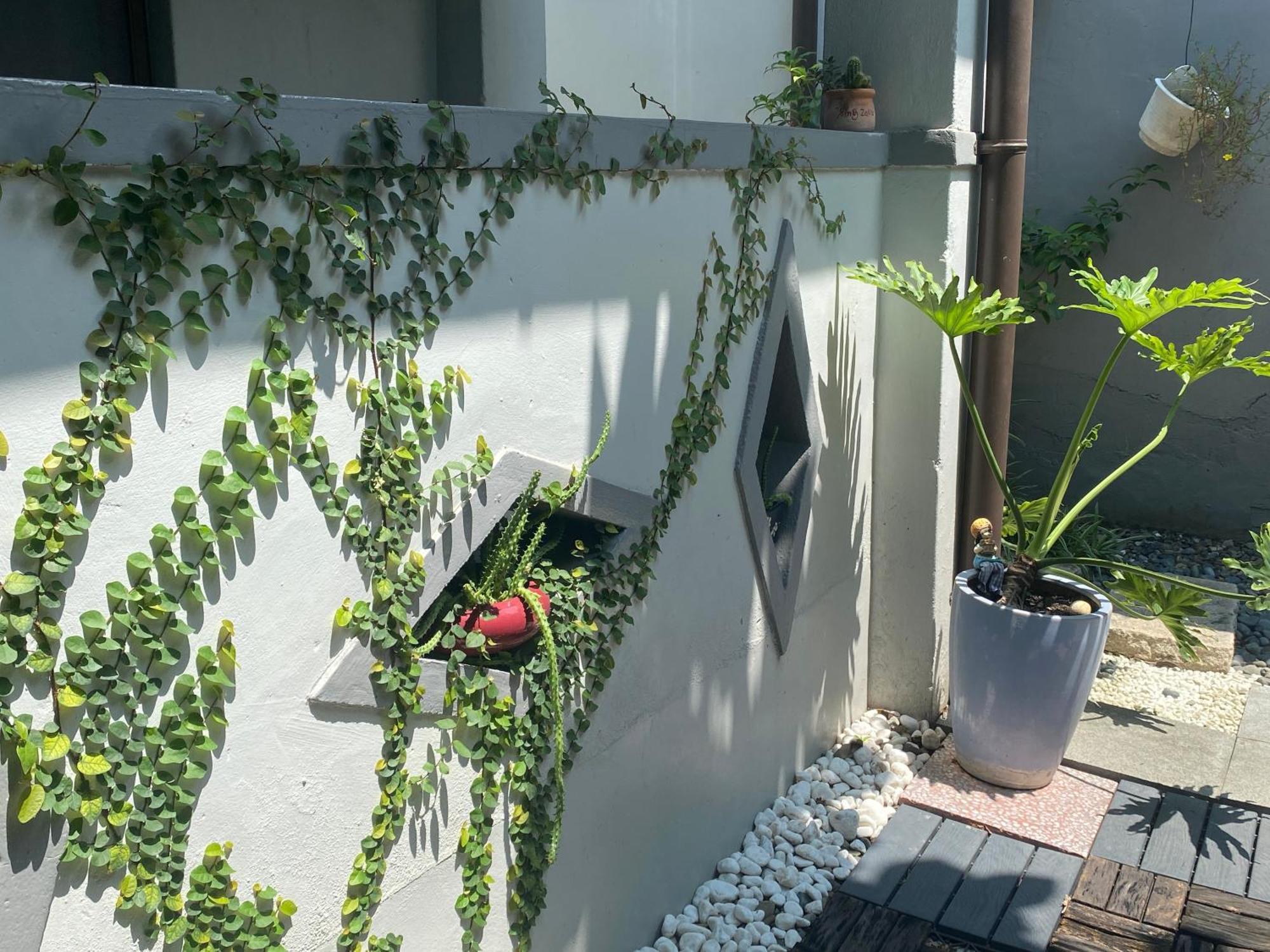 Naval Bureaucracy Apartment เกาสง ภายนอก รูปภาพ