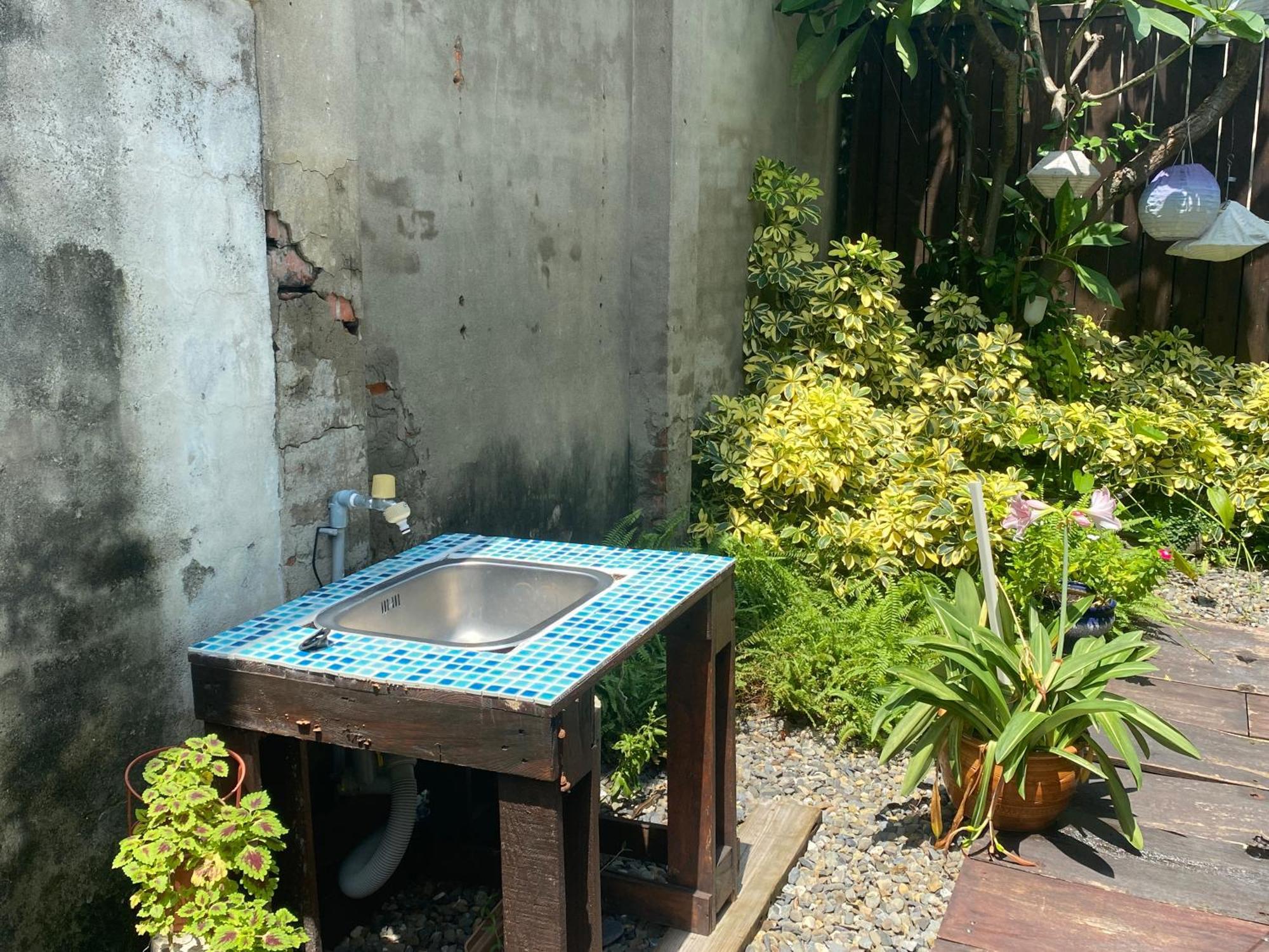 Naval Bureaucracy Apartment เกาสง ภายนอก รูปภาพ