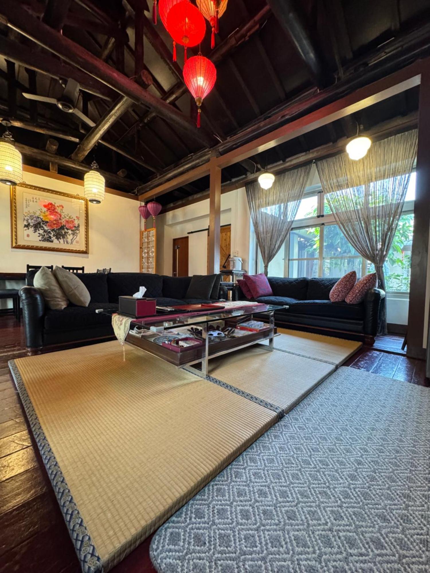 Naval Bureaucracy Apartment เกาสง ภายนอก รูปภาพ